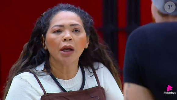 Darlin Ferrattry elevou o tom contra Giovanna Gold em 'A Fazenda 18' e avisou que não vai mais esconder as fotos dos filhos por causa da rival