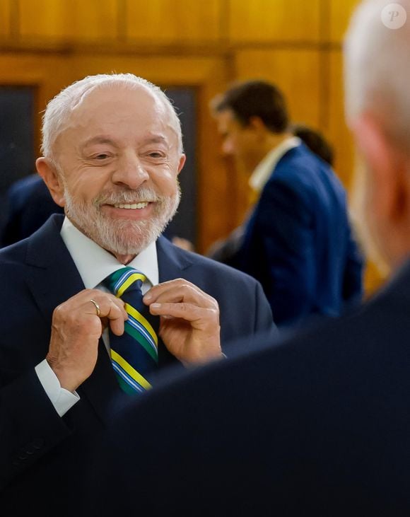 Lula protagonizou uma virada histórica contra Flávio Bolsonaro nas urnas e venceu o segundo turno das eleições de 2026