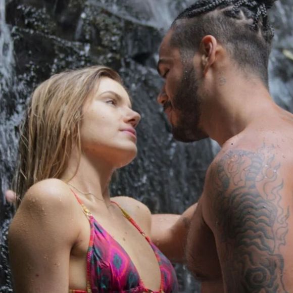 Estrela de 'Beleza Fatal', Camila Queiroz dá indireta para autor sobre o que poderia melhor na trama. 'Talvez um pouco mais [de edição]'