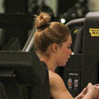 O que significa enviar muita figurinha no WhatsApp, segundo a Psicologia