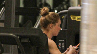 O que significa enviar muita figurinha no WhatsApp, segundo a Psicologia