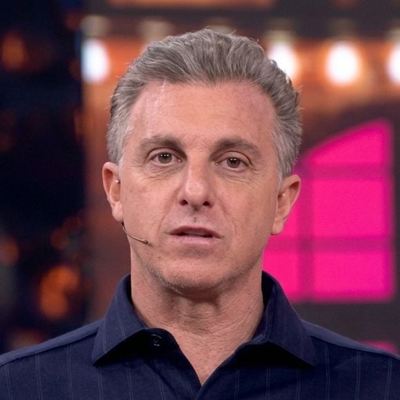 Luciano Huck foi provocado por Luana Piovani por conta de suas mensagens trocadas com Daniel Vorcaro: ' Vou ver as cabeças rolando todas, todas, todas'