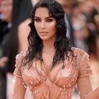 Abbey Yung, tricologista: 'O cabelo costuma parecer mais oleoso quando você deixa secar naturalmente do que quando usa o secador'