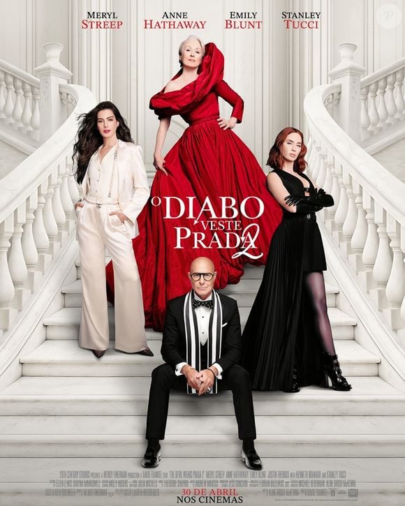 No elenco de 'O Diabo Veste Prada 2', Stanley Tucci viveu dilema na vida pessoal: 'Sou 21 anos mais velho que ela e não queria me sentir velho pelo resto da vida'