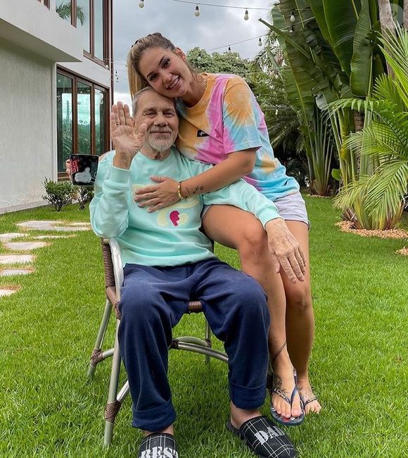 Ela afirmou que, na época, conviviam de forma distante e conflituosa, sem diálogo efetivo.