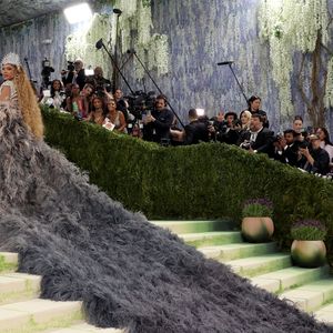 Look de Beyoncé transforma o corpo em arte no Met Gala 2026