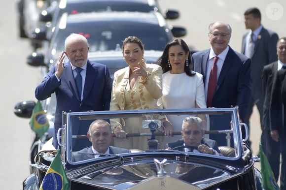 Xuxa Meneghel se manifesta após vídeo antigo ser retirado de contexto e associado a Lula: segundo a apresentadora, a gravação original expressava sua indignação com declarações feitas por Jair Bolsonaro em 2022