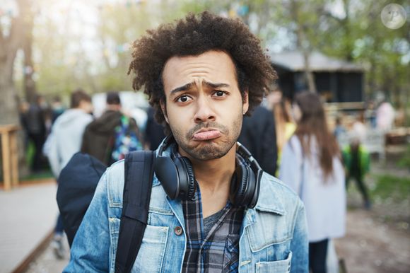A amizade verdadeira era vista por Aristóteles como um vínculo baseado no bem mútuo, sem interesses ou vantagens. Uma reflexão que continua inspirando debates sobre felicidade e relações humanas