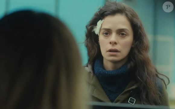 Ozge Ozpirinçci interpretou Bahar em 'Força de Mulher', e agora será Karsu em 'Coração de Mãe'