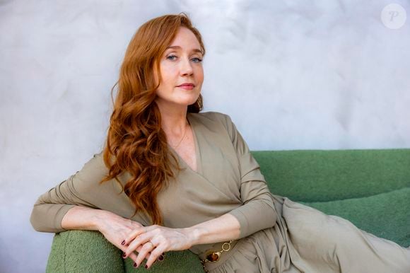Camila Morgado vive a vilã Ismália na novela 'Lá na Minha Terra'