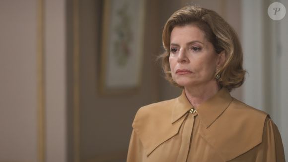 Odete Roitman (Debora Bloch) tem reação inesperada em defesa do filho Leonardo (Guilherme Magon) no capítulo de quarta-feira 3 de setembro de 2025 da novela 'Vale Tudo'