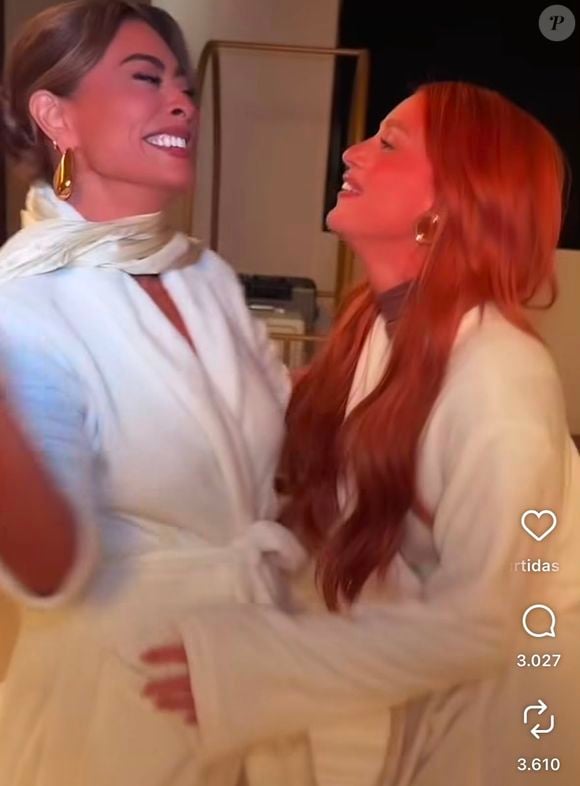Em um vídeo publicado no Instagram, Marina Ruy Barbosa e Juliana Paes apareceram dublando a música de abertura da novela, interpretada por Anitta, levando os admiradores da trama diretamente para 2015