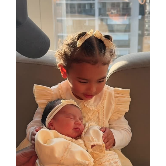 Em um post nas redes sociais, Bruna Biancardi revelou que Mavie mudou seu comportamento após o nascimento de Mel