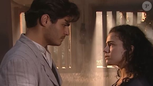 Na novela 'Terra Nostra', Matteo (Thiago Lacerda) e Giuliana (Ana Paula Arósio) enfrentam todas as dificuldades para ficarem juntos