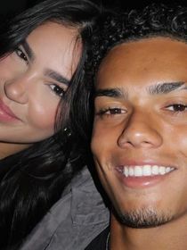 Quase ninguém sabe, mas Ronaldinho Gaúcho e a atriz Giullia Buscacio têm uma conexão familiar em comum