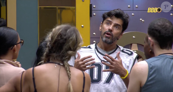 Alberto revelou que o mesmo já havia acontecido no 'BBB 7' e já é um problema recorrente em sua vida