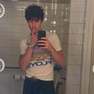 Shawn Mendes: "Eu como muitos carboidratos. E malho bastante, cara. Vou à academia todas as manhãs e sou obcecado por fitness e por me manter ativo"