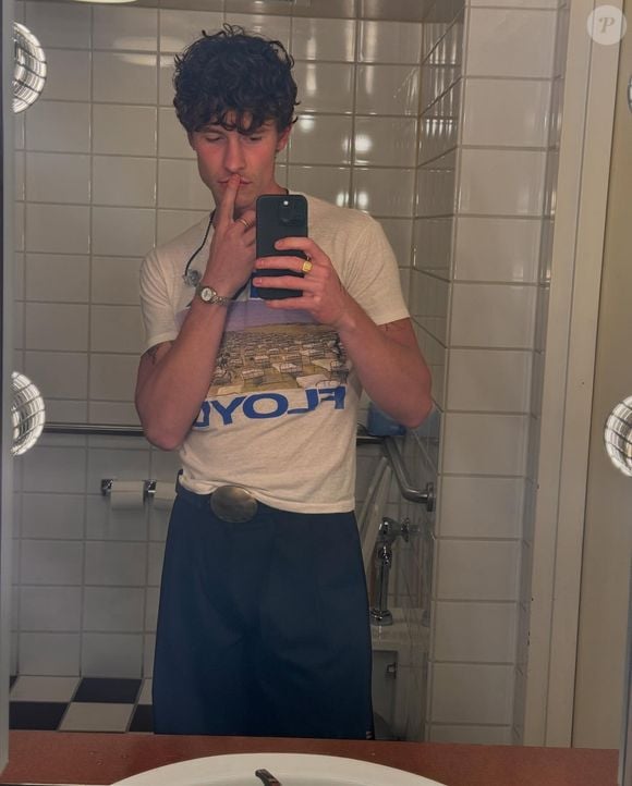 Shawn Mendes: "Eu como muitos carboidratos. E malho bastante, cara. Vou à academia todas as manhãs e sou obcecado por fitness e por me manter ativo"