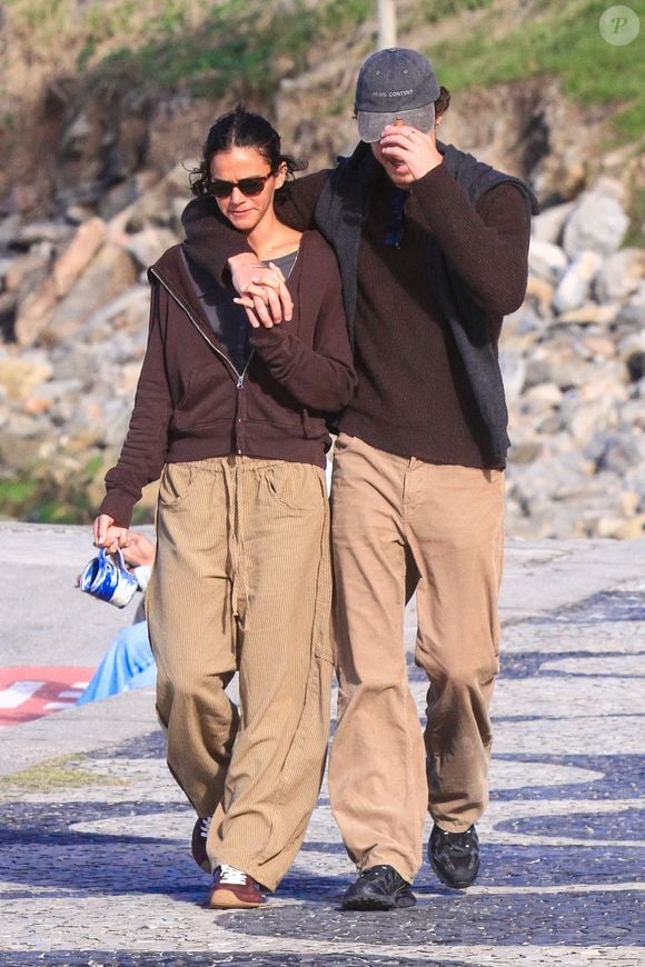 Bruna Marquezine e Shawn Mendes são namorados há cerca de 1 ano