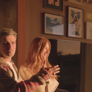 Quarto de Giovanna Ewbank e Bruno Gagliasso tem uma vista para o pôr do sol belíssima