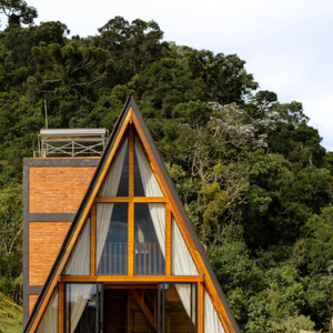 Cabana de Bruno Gissoni e Yanna Lavigne fica em Itamonte, MG