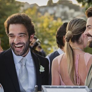 Alok tocou seus sucessos no casamento de Maria de Fátima (Bella Campos) e Afonso (Humberto Carrão) na novela 'Vale Tudo'