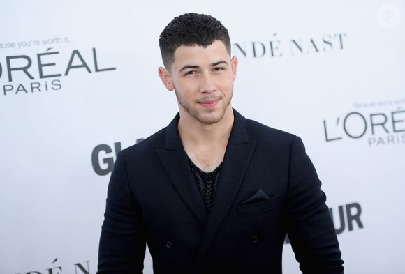 Nick Jonas – em torno de R$ 271 milhões