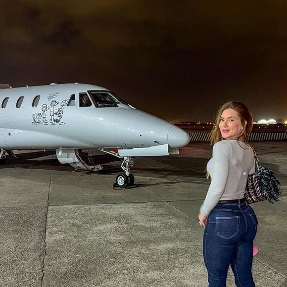 Virgínia Fonseca telefonou para Neymar às 2h da manhã. Segundo Leo Dias, ela queria contar novidades sobre patrocinadores do leilão do instituto do jogador
