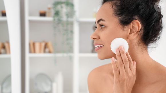 A verdade é que, com milhares de opções à disposição, encontrar produtos de qualidade pode ser desafiador para quem não sabe por onde começar. Ao Purepeople, Quezia decidiu reunir os principais truques que usa no dia a dia para fugir das armadilhas e garantir as melhores compras.