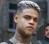Aos 30 anos, MC Cabelinho tem vivido uma das maiores transformações de sua vida para interpretar Malamute, um lutador de MMA na série 'Fúria', que estreou em 29 de julho na Netflix.