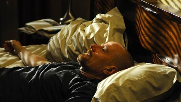 Para a psicologia, quem prefere dormir com a porta fechada pode simplesmente gostar de ter um espaço completamente reservado, sem interrupções, barulhos ou circulação de outras pessoas.