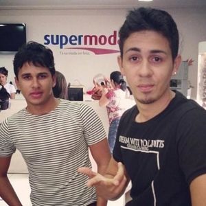 Para anunciar a separação, Carlinhos Maia e Lucas Guimarães fizeram uma publicação conjunta com fotos antigas