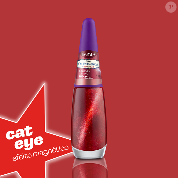 O vermelho cat eye Seu Lado Mágico homenageia Feiticeiros de Waverly Place com um acabamento magnético cheio de personalidade