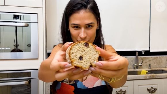 Simone Mendes é adepta de bolo fitness com banana, aveia e uva passa