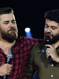 'Não sei o que vou dizer para seus filhos...': após pausa por depressão, dupla Zé Neto e Cristiano comove Barretos com Pai Nosso e lágrimas