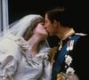 Em 29 de julho de 1981, o mundo parou para assistir a um dos últimos grandes eventos de Estado do século XX: o casamento de Lady Diana Spencer, então com 20 anos, e o Príncipe Charles.