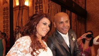 Quem é a mulher do cantor Rick: há 11 anos, dupla de Renner oficializou casamento de 3 décadas com mãe de seus dois filhos em Aparecida do Norte. 'É possível acreditar em relações e em encontros de almas', exaltou sertanejo, ainda desaparecido após voo de helicóptero