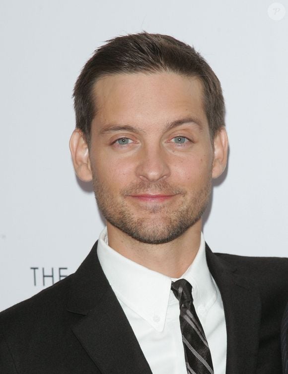 Pai de Ruby e Otis, Tobey Maguire já falou sobre a importância de oferecer estabilidade aos filhos e permitir que aproveitem experiências comuns da infância