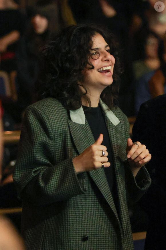 Filha de Debora Bloch roubou a cena pela semelhança com a mãe