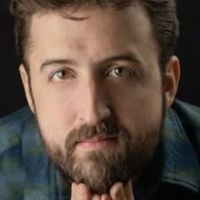 Quem é o abusador de Kami em 'Dona de Mim'? Ator Bernardo Schlegel, que já viveu mulher no teatro, tomou atitude corajosa para viver criminoso em novela