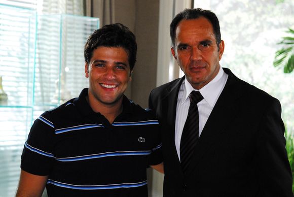 'A Viagem' com Bruno Gagliasso no papel de Alexandre? Web lembrou papel de destaque do ator: Tarso em 'Caminho das Índias'