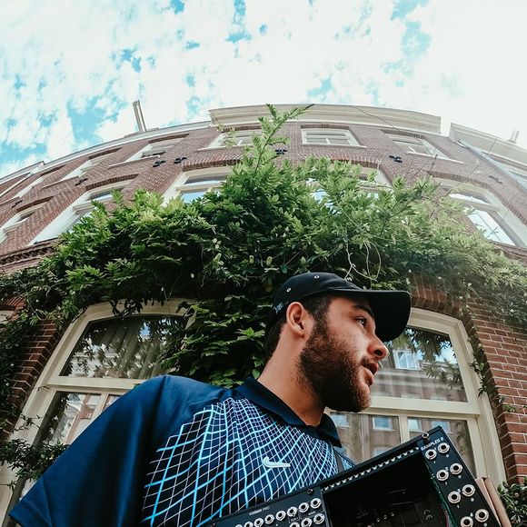 Felipe Poeta se formou em Produção Musical nos Estados Unidos