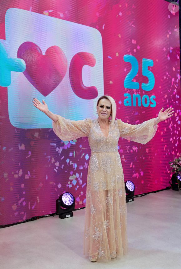 Ana Maria Braga negou as informações e garantiu que não tem intenção de encerrar a atração