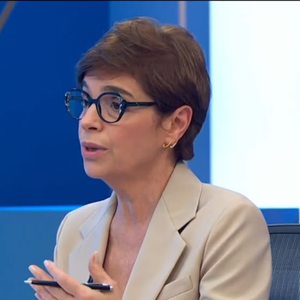 A condução de Renata Lo Prete na entrevista de Lula repercutiu no X. A jornalista recebeu elogios por sua postura profissional, enquanto usuários criticaram a abordagem da sabatina do primeiro turno
