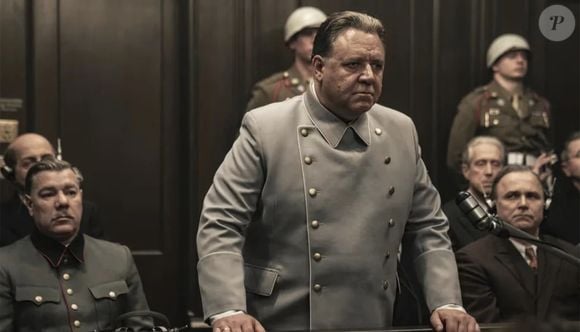 Russell Crowe chegou a pesar 126 kg durante a preparação para o filme 'Nuremberg'