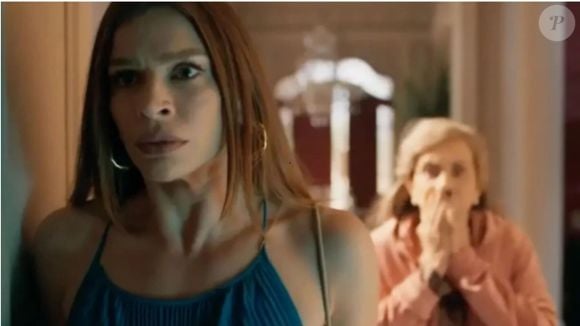 Gerluce (Sophie Charlotte) ouve quando Arminda (Grazi Massafera) fala da falcatrua na empresa no capítulo da novela 'Três Graças' de 30 de outubro de 2025, quinta-feira