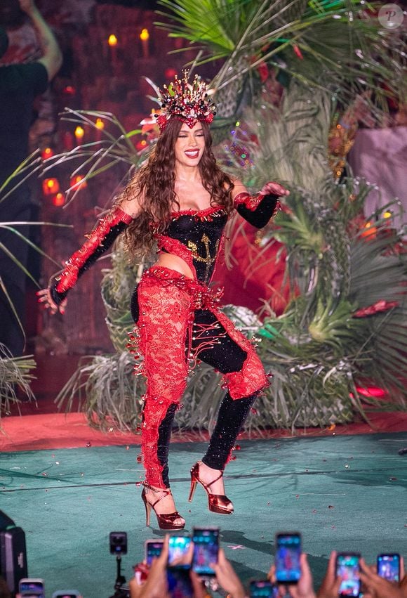 Anitta vai substituir Virginia Fonseca na Grande Rio um ano depois da influencer assumir o posto que era de Paolla Oliveira
