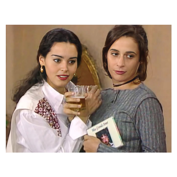 Na novela 'A Viagem' da Globo, Carmem (Suzy Rêgo) era muito amiga de Lisa (Andrea Beltrão).