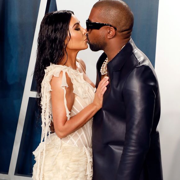 Apesar da repercussão, eles se conhecem há muitos anos. Na época, Kim era casada com Kanye West, enquanto Lewis Hamilton namorava Nicole Scherzinger, entre 2007 e 2015