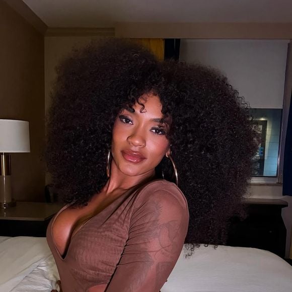 Patrícia Ramos também opinou que pessoas evangélicas ou cristãs não deveriam participar do Carnaval, que celebra religiões de matriz africana